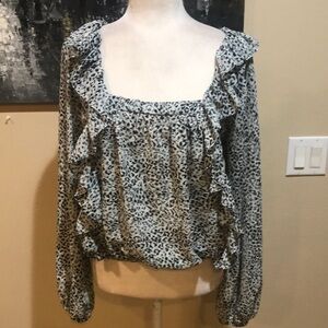 Passport Animal Print Ruffle Front Elastic Back & Waist Long Sleeve Top-L